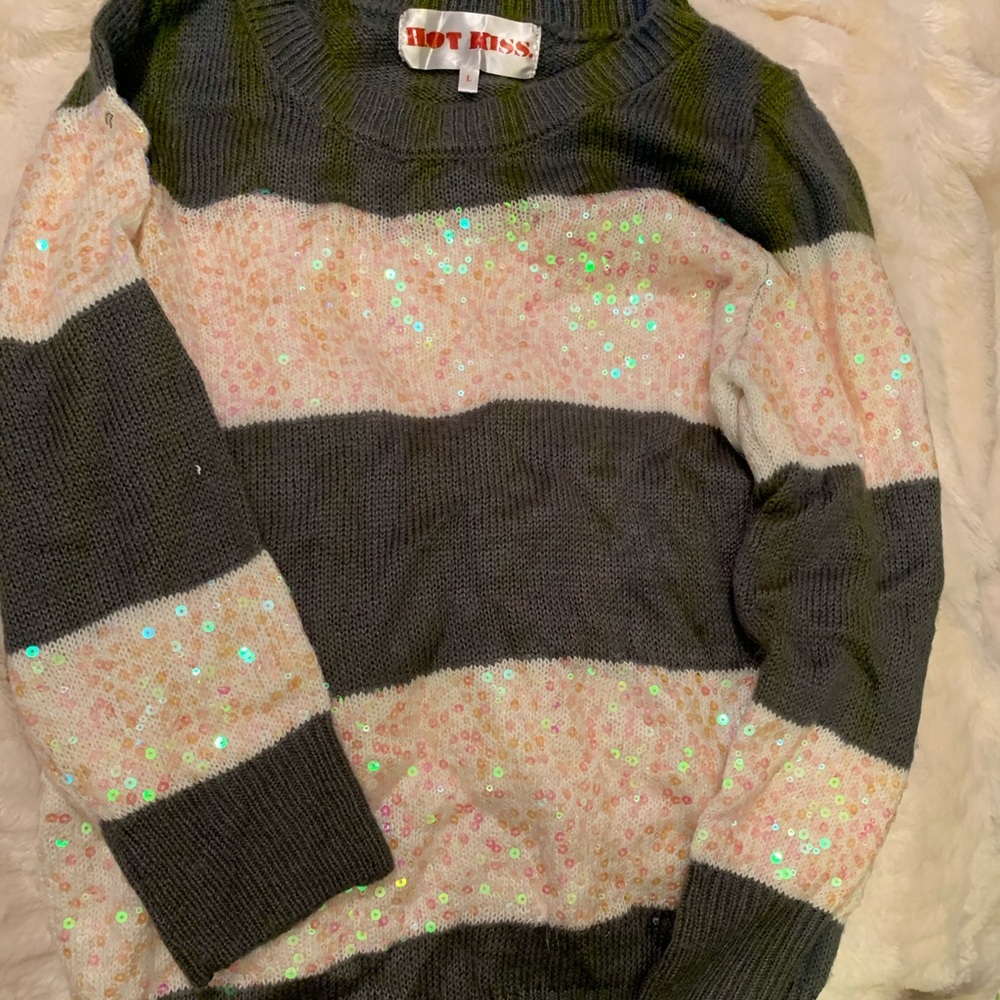 Sweater with sparkles